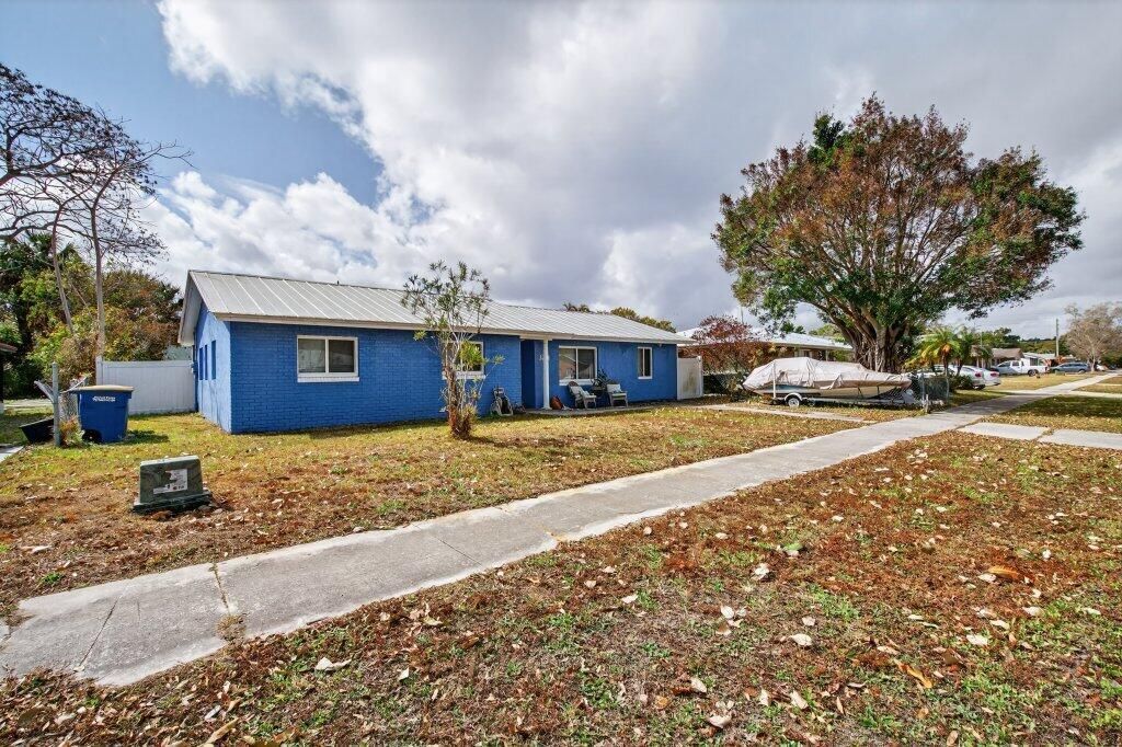 3201 Kentucky Avenue, Fort Pierce, FL 34947 Photo