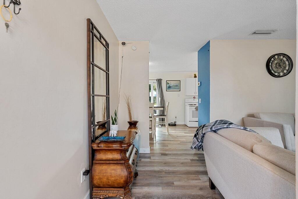 3201 Kentucky Avenue, Fort Pierce, FL 34947 Photo