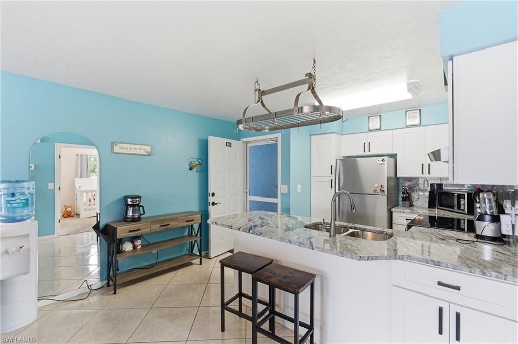 1100 Pondella Rd, Unit 610, Cape Coral, FL 33909 Photo