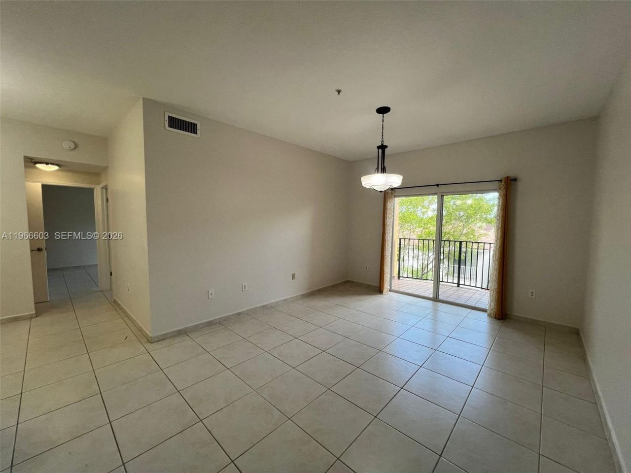 7220 NW 114th Ave, Unit 307, Doral, FL 33178 Photo