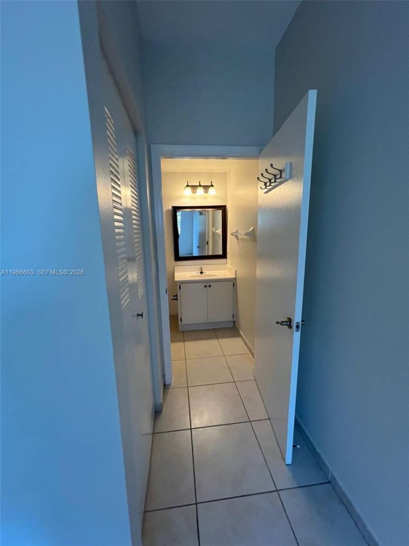 7220 NW 114th Ave, Unit 307, Doral, FL 33178 Photo
