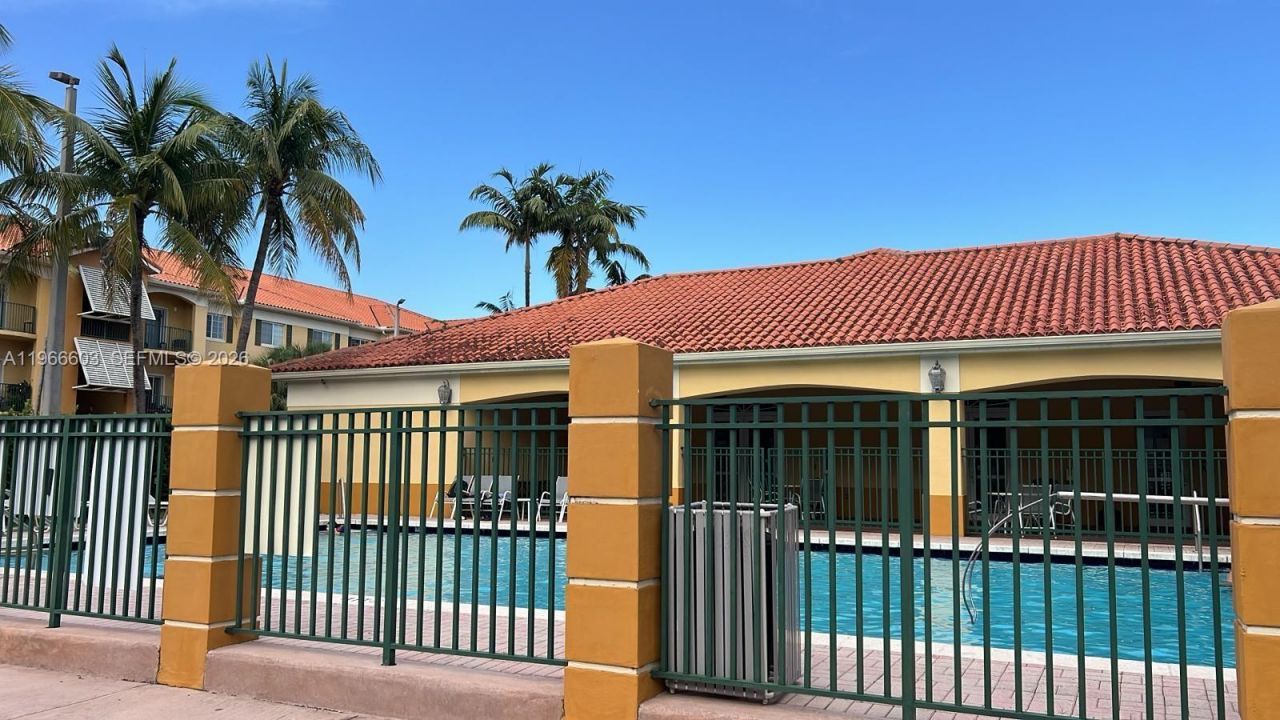 7220 NW 114th Ave, Unit 307, Doral, FL 33178 Photo