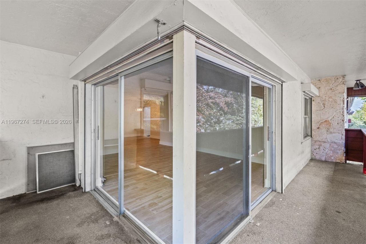 1205 Mariposa Ave, Unit 433, Coral Gables, FL 33146 Photo