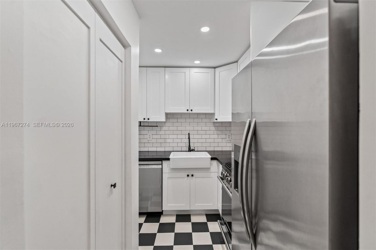 1205 Mariposa Ave, Unit 433, Coral Gables, FL 33146 Photo