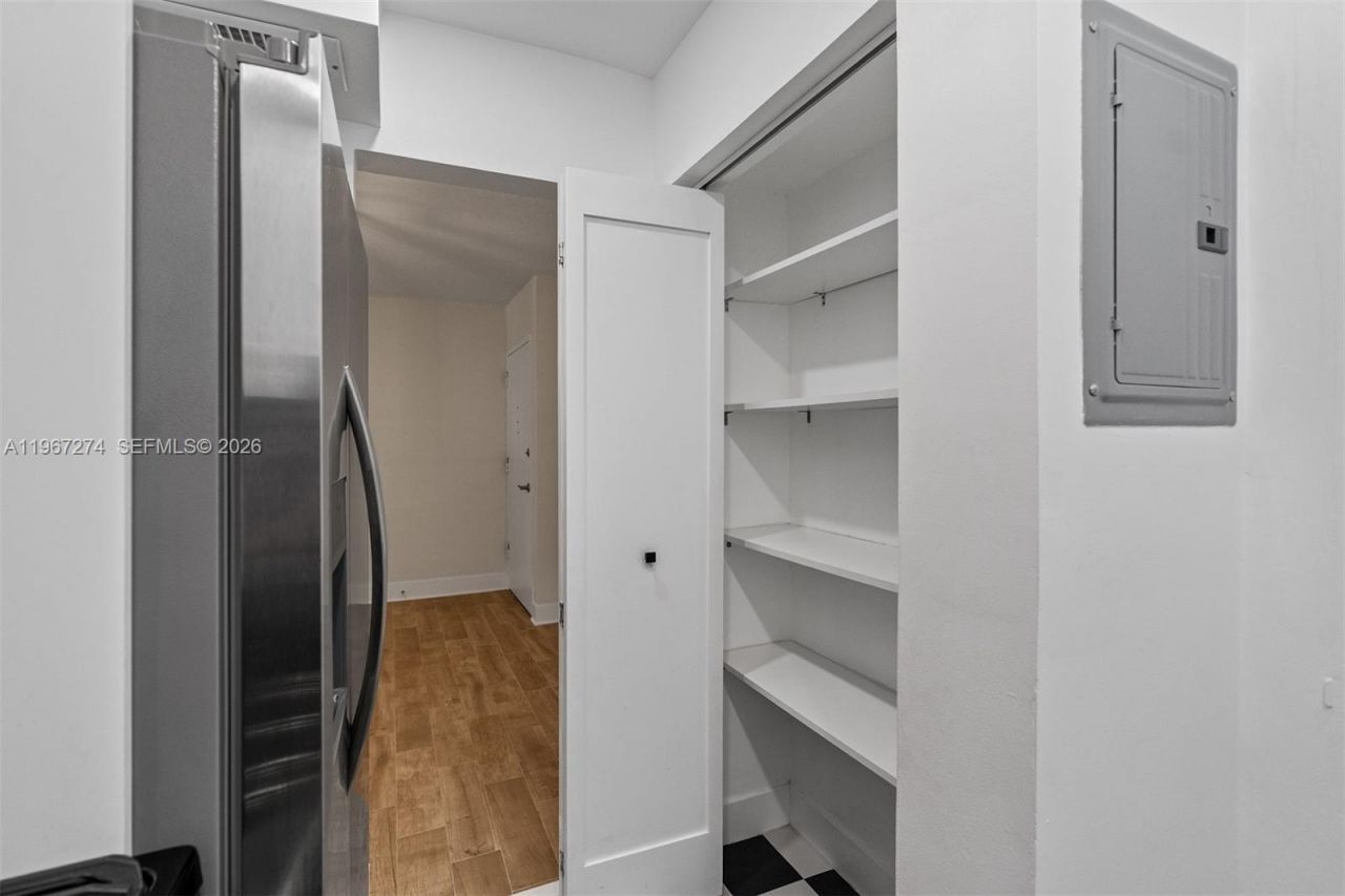 1205 Mariposa Ave, Unit 433, Coral Gables, FL 33146 Photo