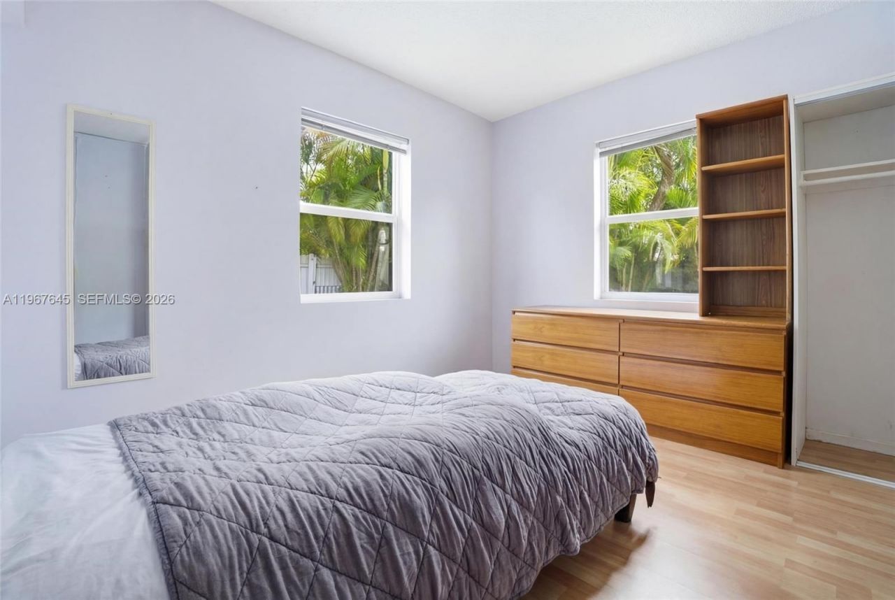 11430 SW 46th St, Miami, FL 33165 Photo