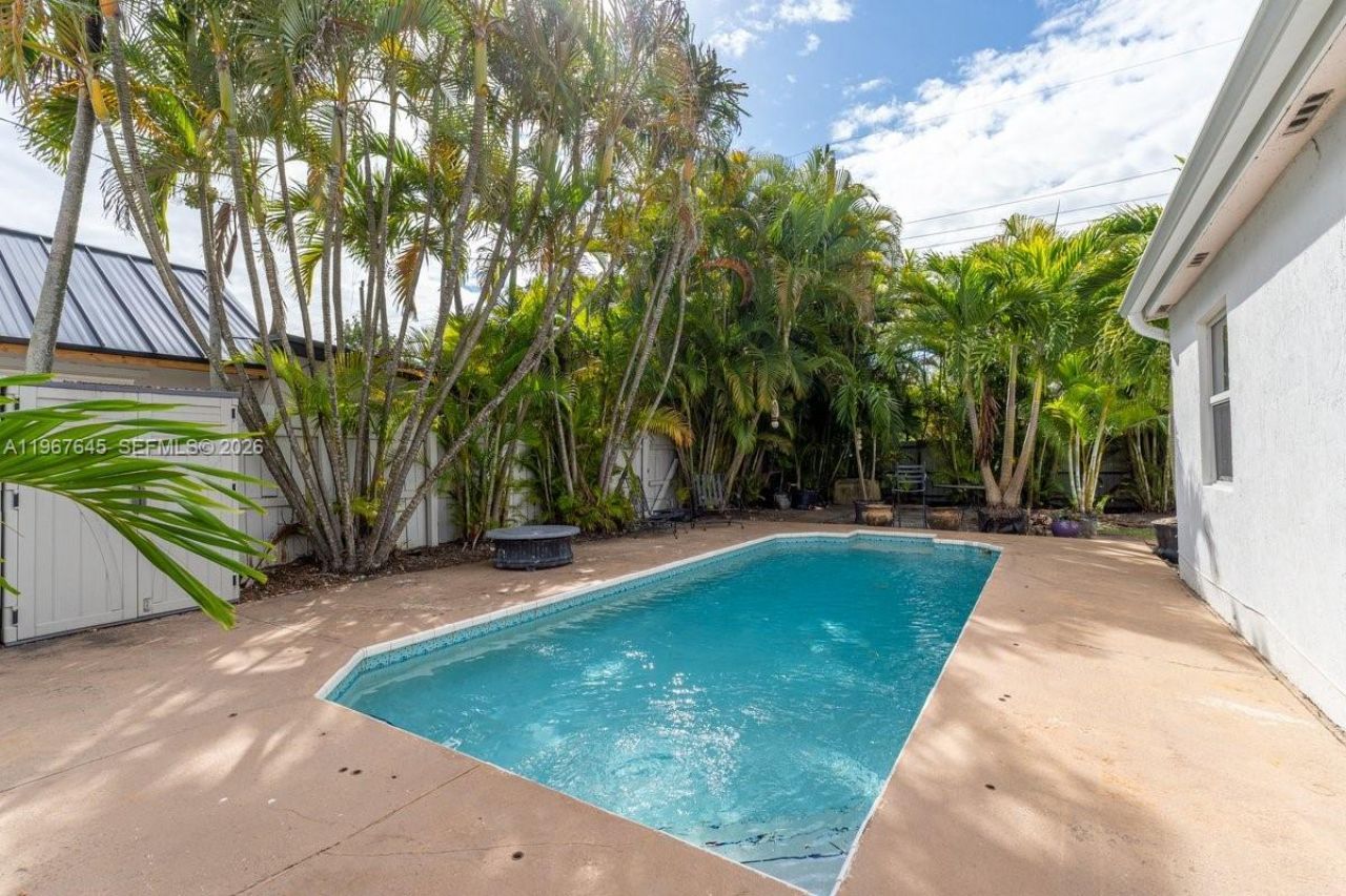 11430 SW 46th St, Miami, FL 33165 Photo