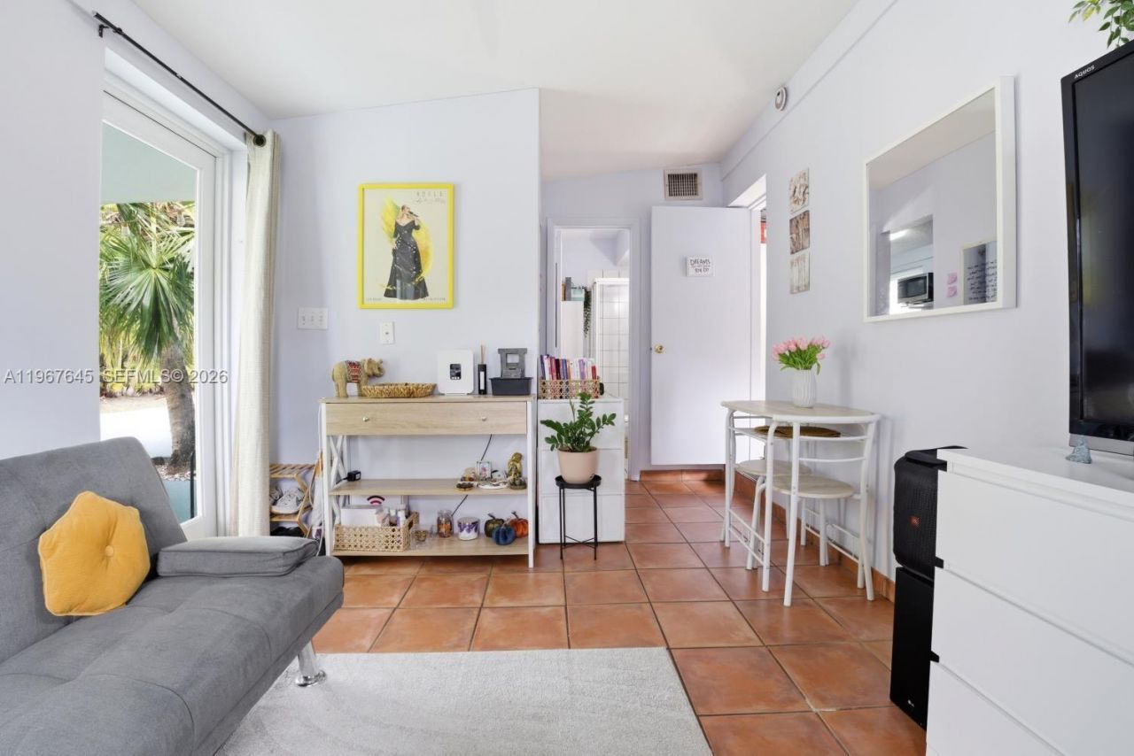 11430 SW 46th St, Miami, FL 33165 Photo