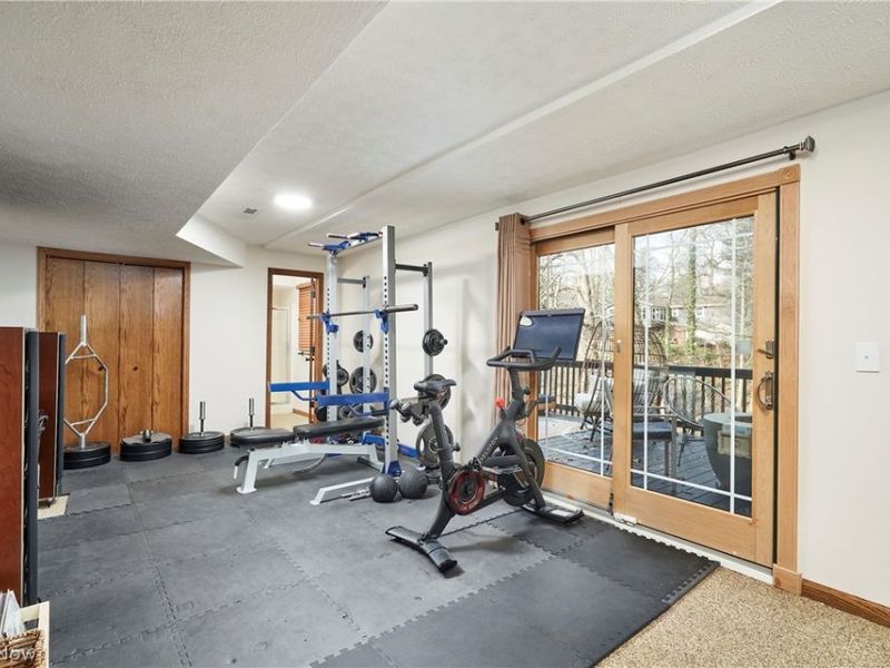 221 Lake Front Drive, Akron, OH 44319 Photo 19