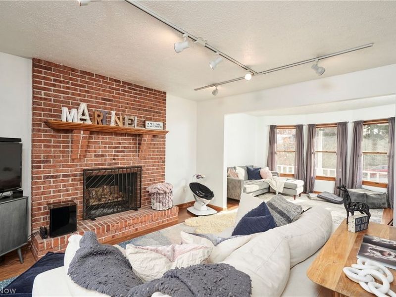 221 Lake Front Drive, Akron, OH 44319 Photo 6