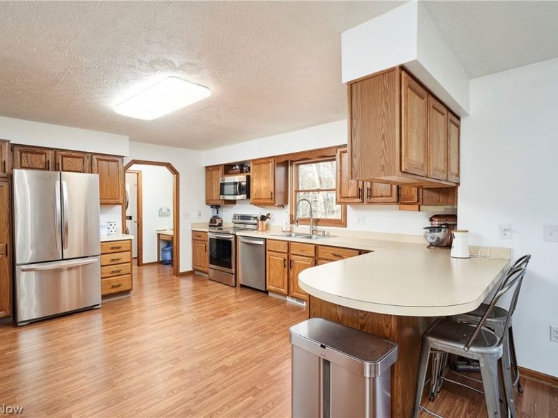 221 Lake Front Drive, Akron, OH 44319 Photo 8