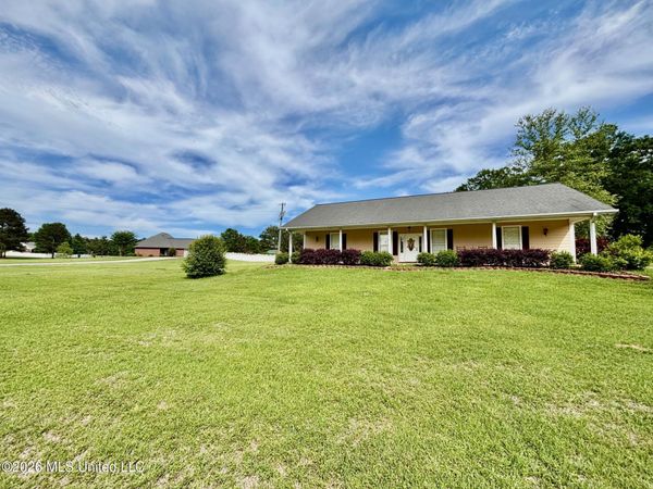 1010 Deerfield Road, Summit, MS 39666