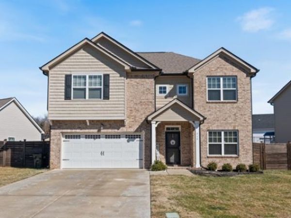 714 Monarchos Bnd , Burns, TN 37029