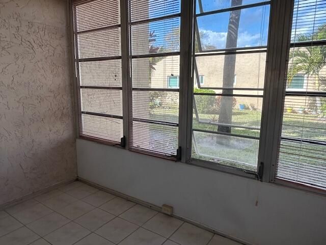 145 Lake Evelyn Drive, West Palm Beach, FL 33411 Photo