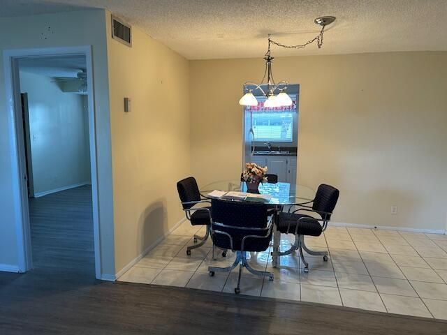 145 Lake Evelyn Drive, West Palm Beach, FL 33411 Photo