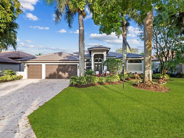 6512 NW 99th Ave, Parkland, FL 33076