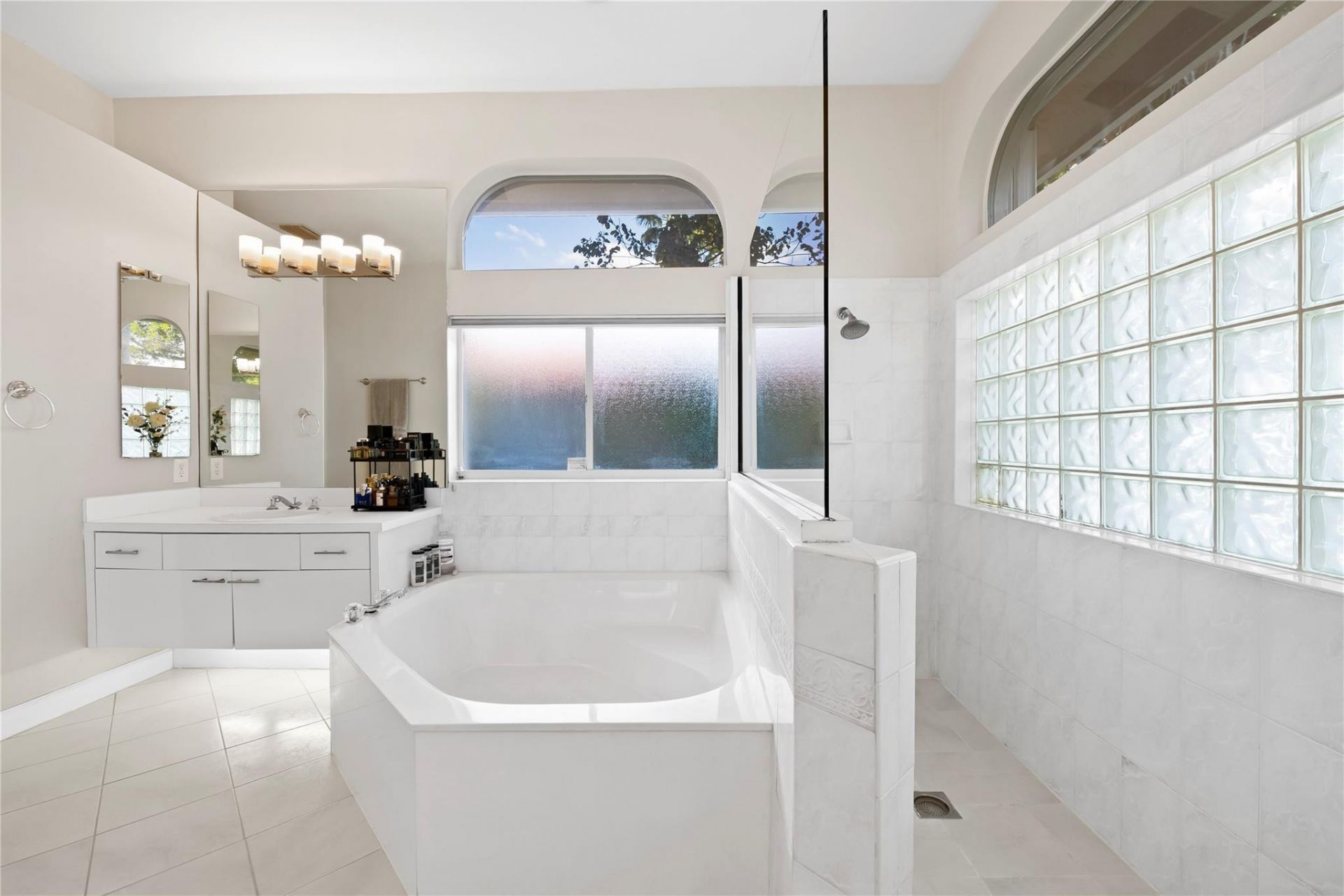 6512 NW 99th Avenue, Parkland, FL 33076 Photo