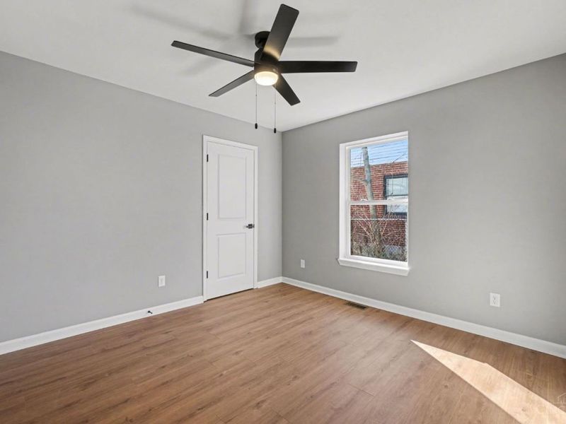 3964 Zinsle Avenue, Cincinnati, OH 45213 Photo 7