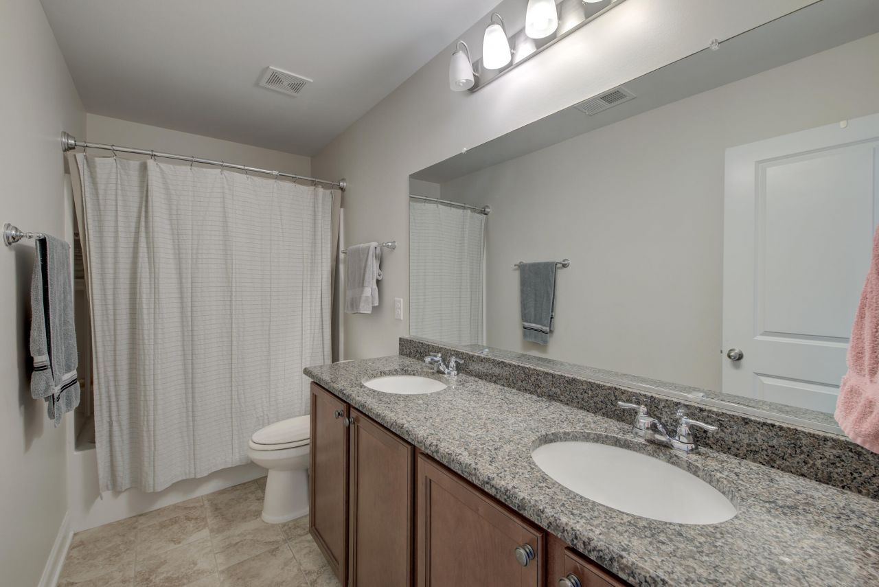 1807 Chauncys Court Photo 26