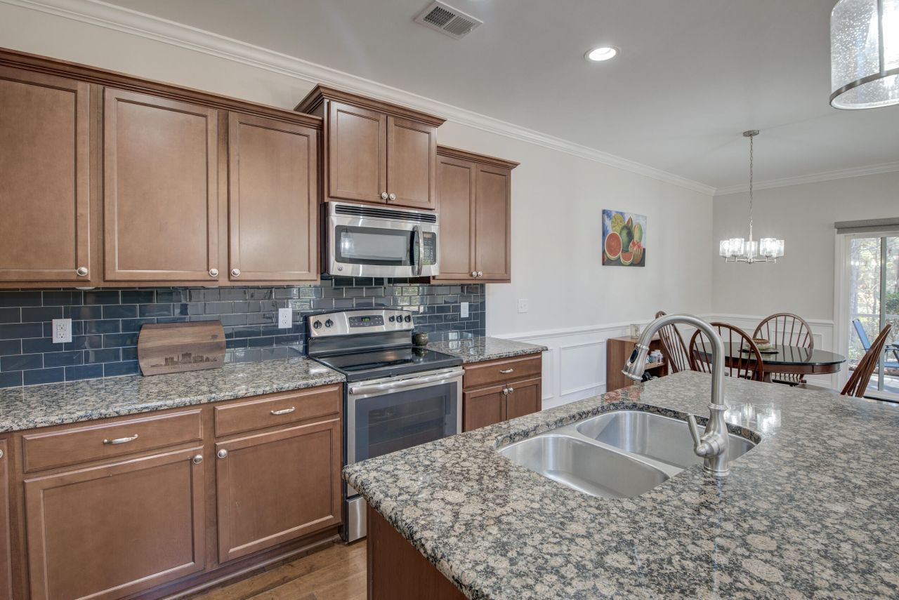 1807 Chauncys Court Photo 40