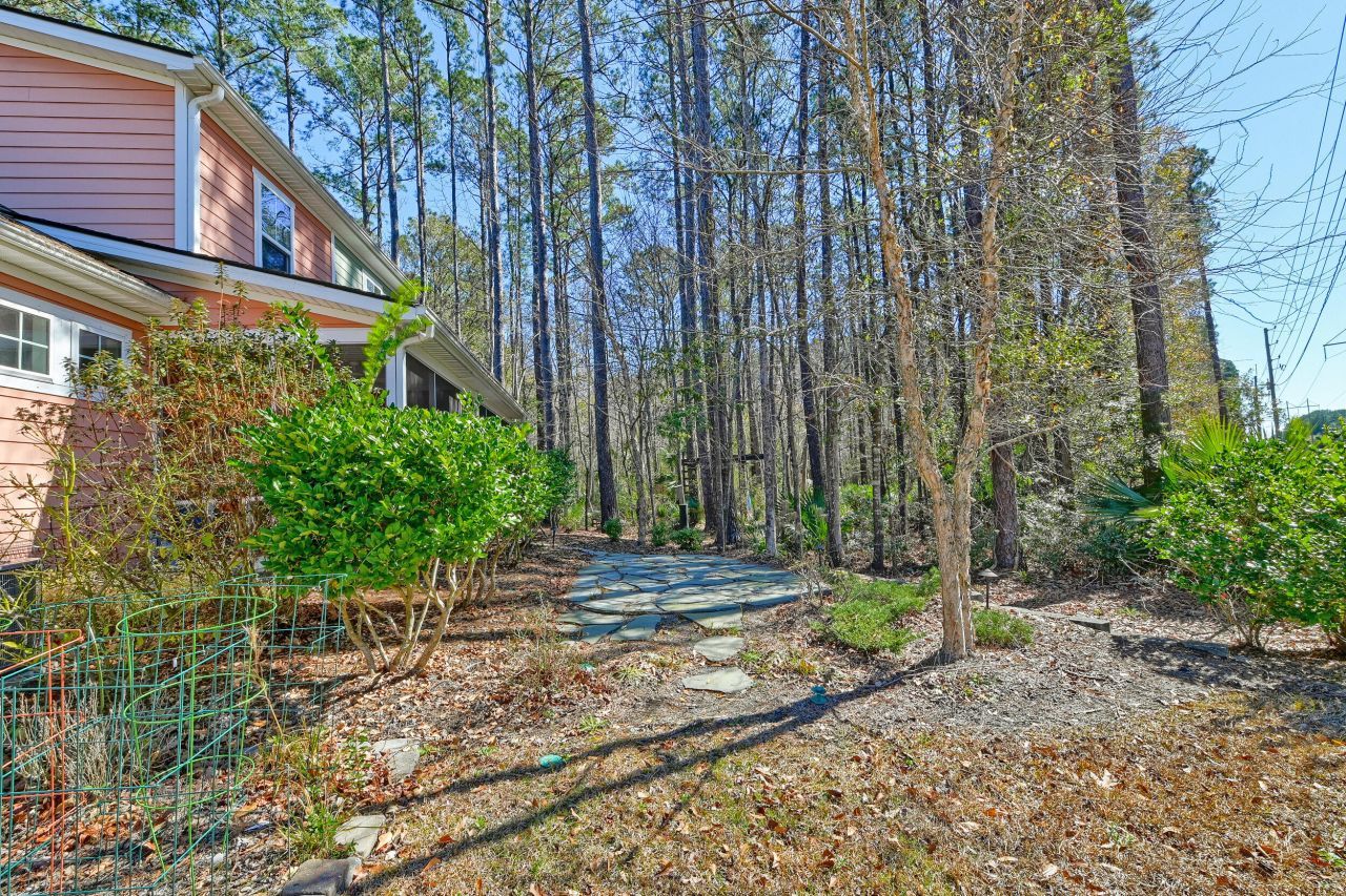 1807 Chauncys Court Photo 47