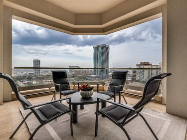 2300 Wolf Street, Unit 9C, Dallas, TX 75201