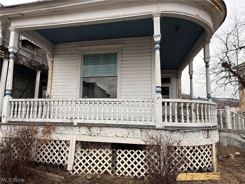 706 Washington Street, Martins Ferry, OH 43935 Photo 2