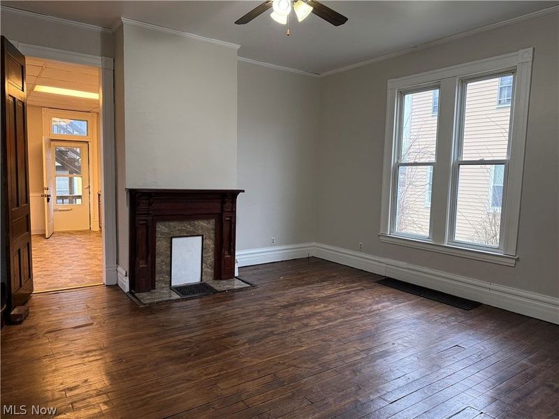 706 Washington Street, Martins Ferry, OH 43935 Photo 9