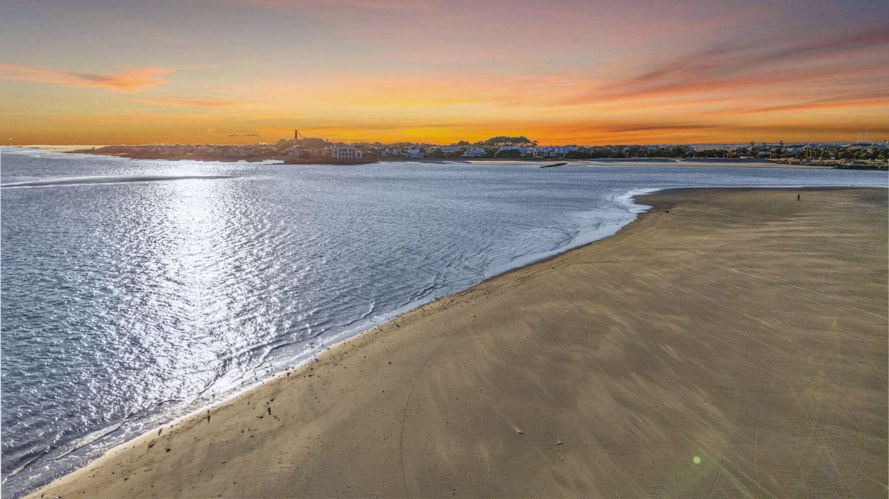 116 Ocean Boulevard Photo 112