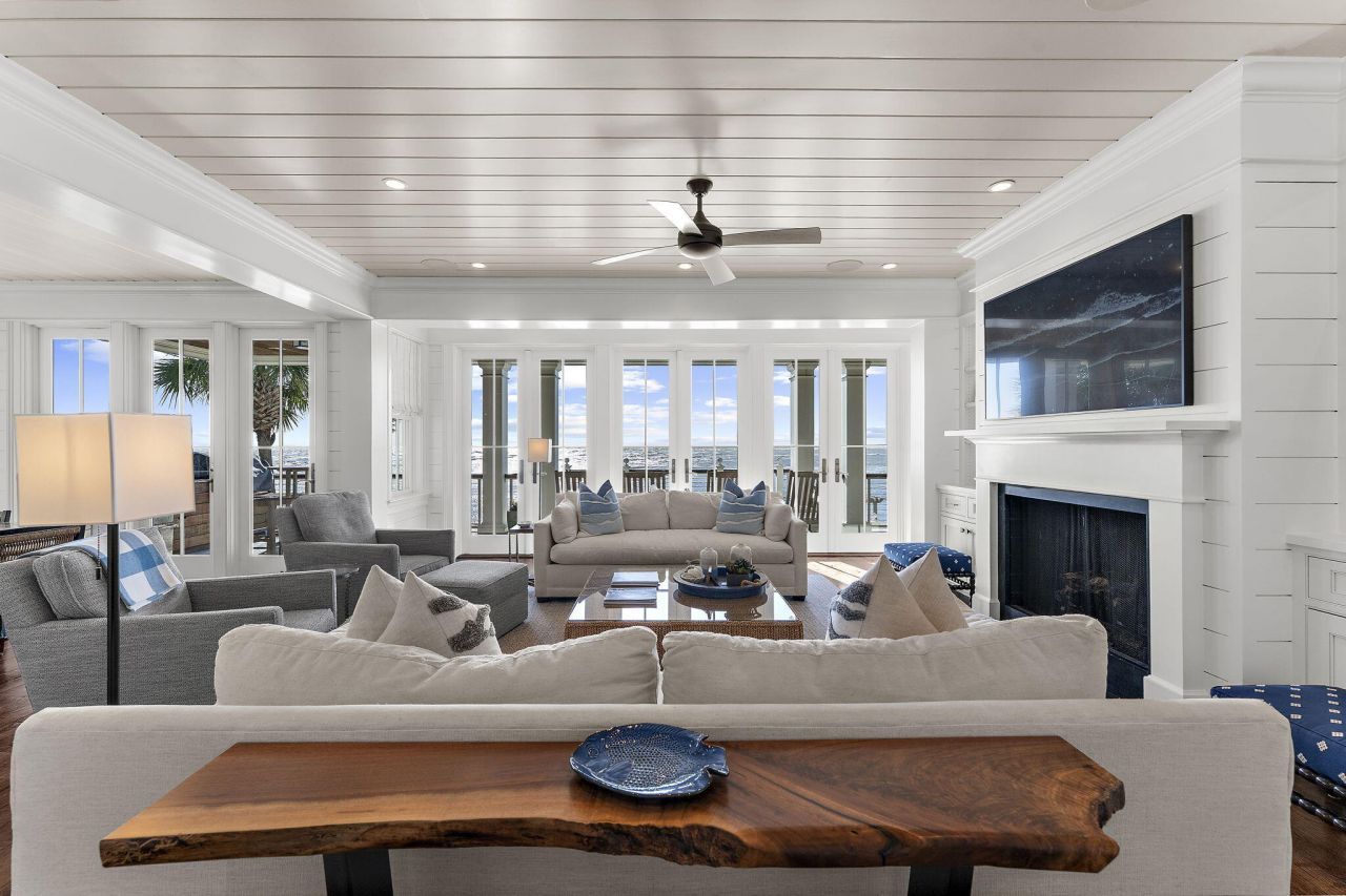 116 Ocean Boulevard Photo 14