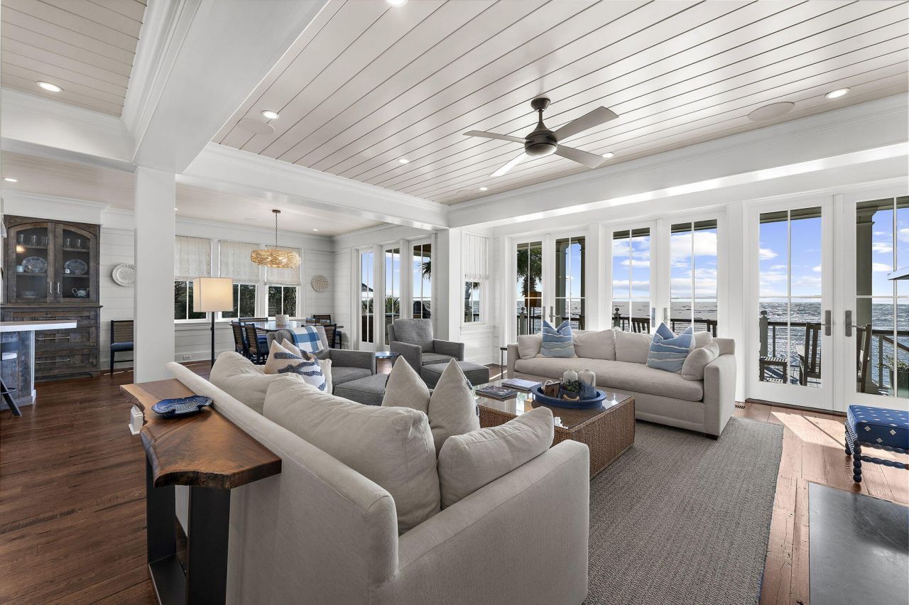 116 Ocean Boulevard Photo 15