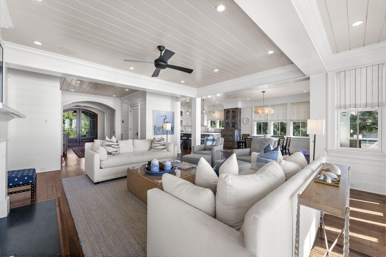 116 Ocean Boulevard Photo 16