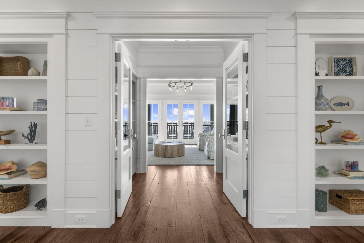 116 Ocean Boulevard Photo 64