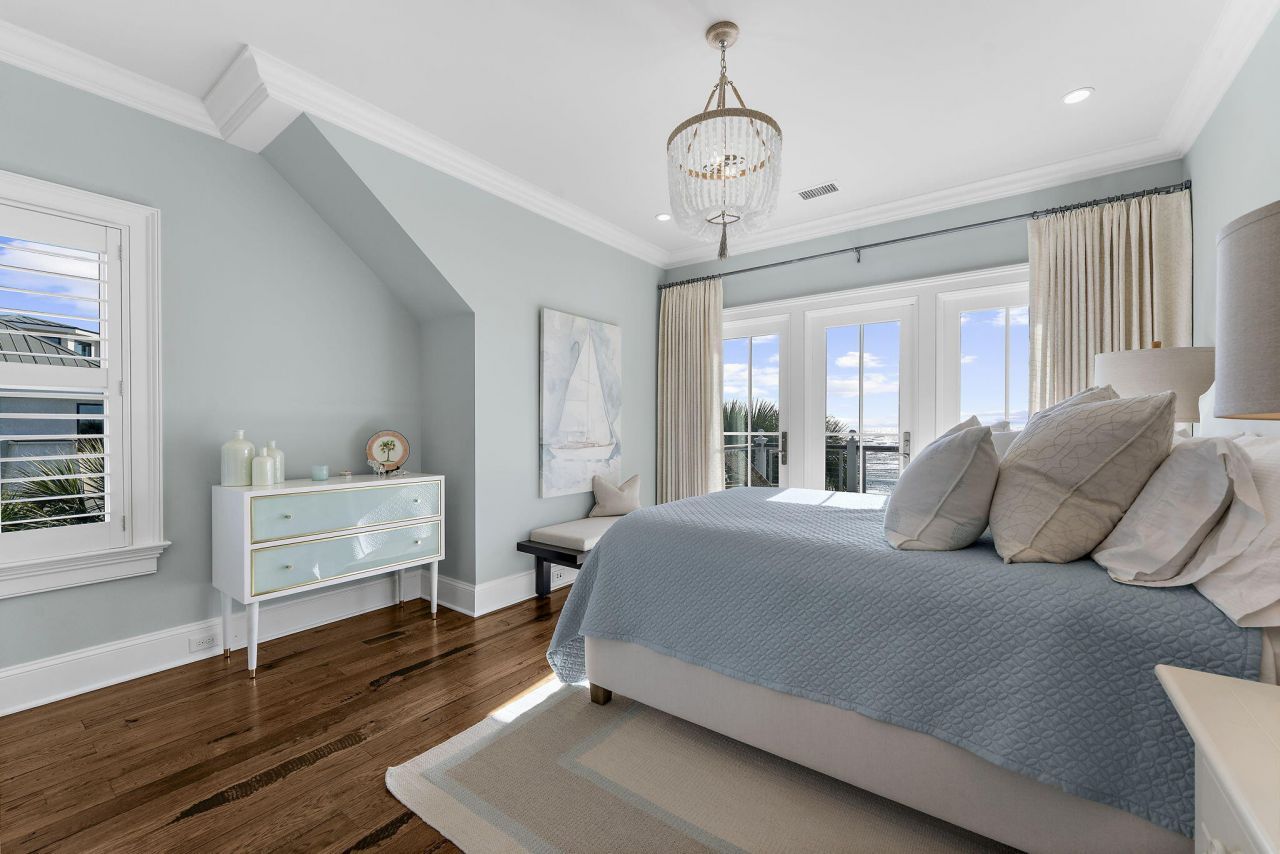 116 Ocean Boulevard Photo 74