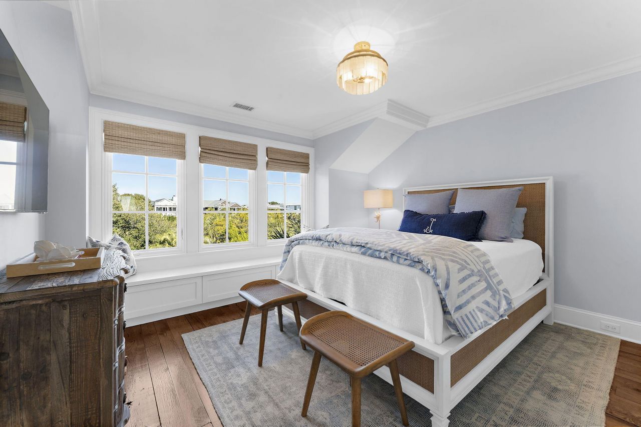 116 Ocean Boulevard Photo 78