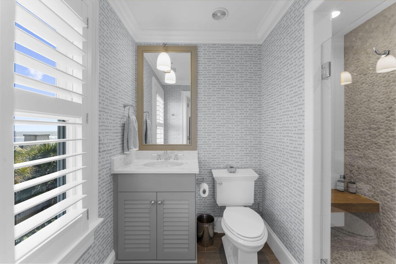 116 Ocean Boulevard Photo 79