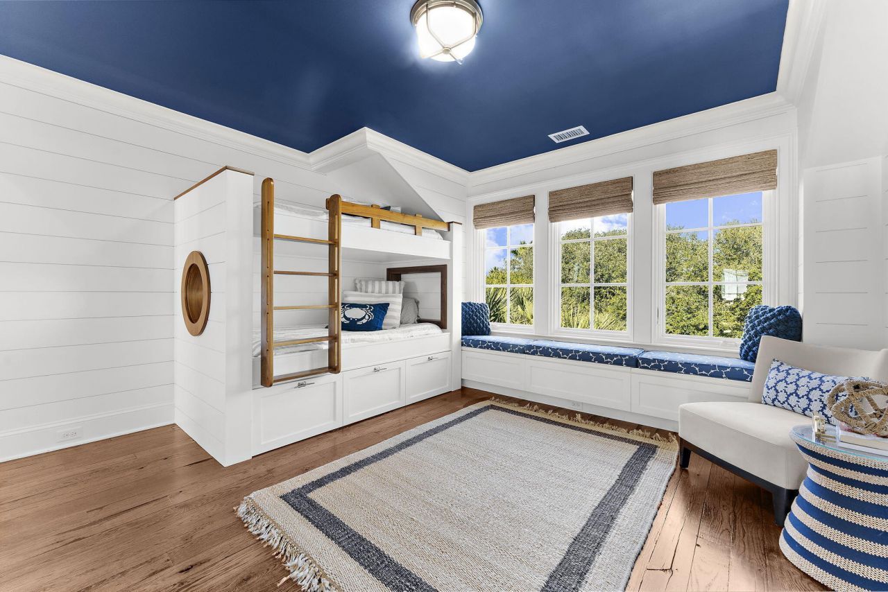 116 Ocean Boulevard Photo 81