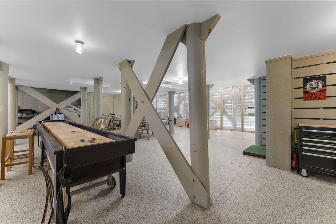 116 Ocean Boulevard Photo 93