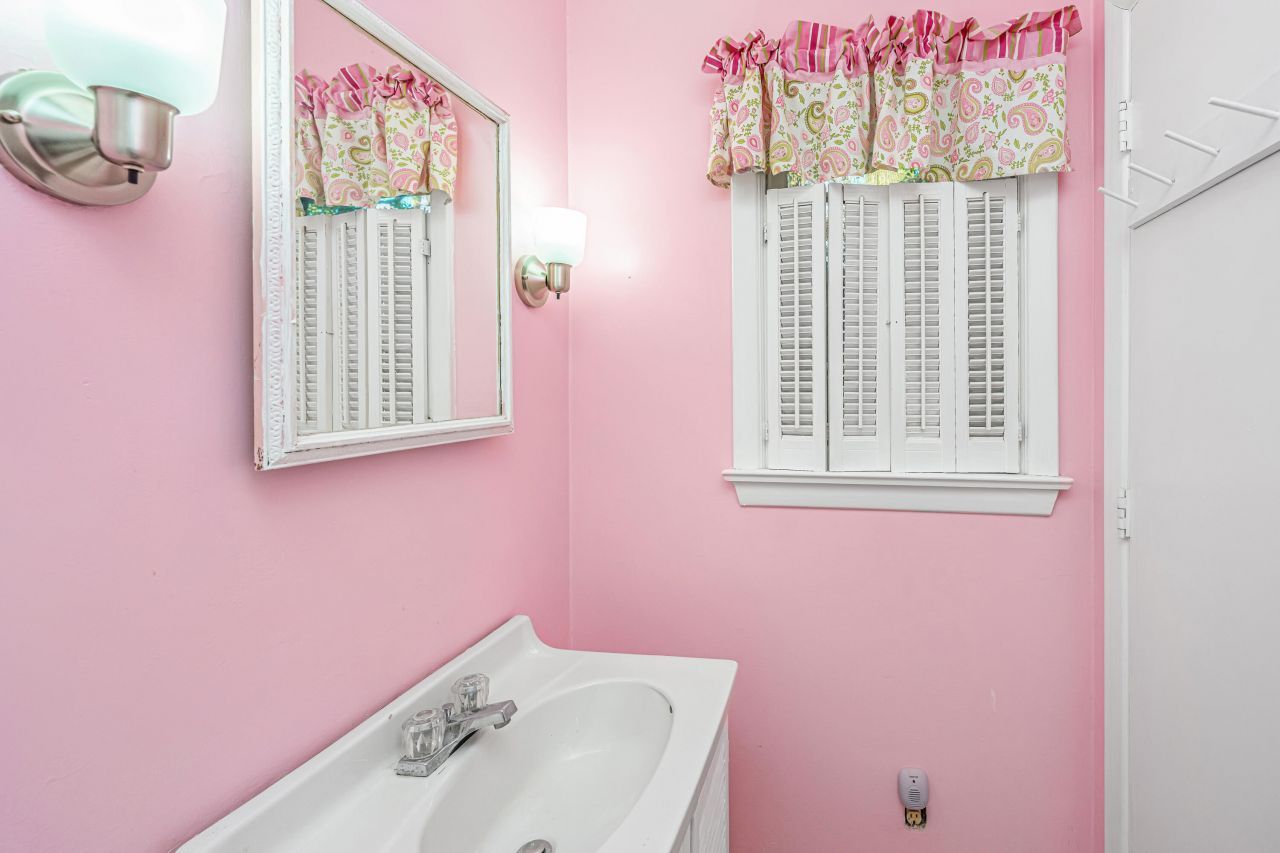 716 Waites Drive Photo 23