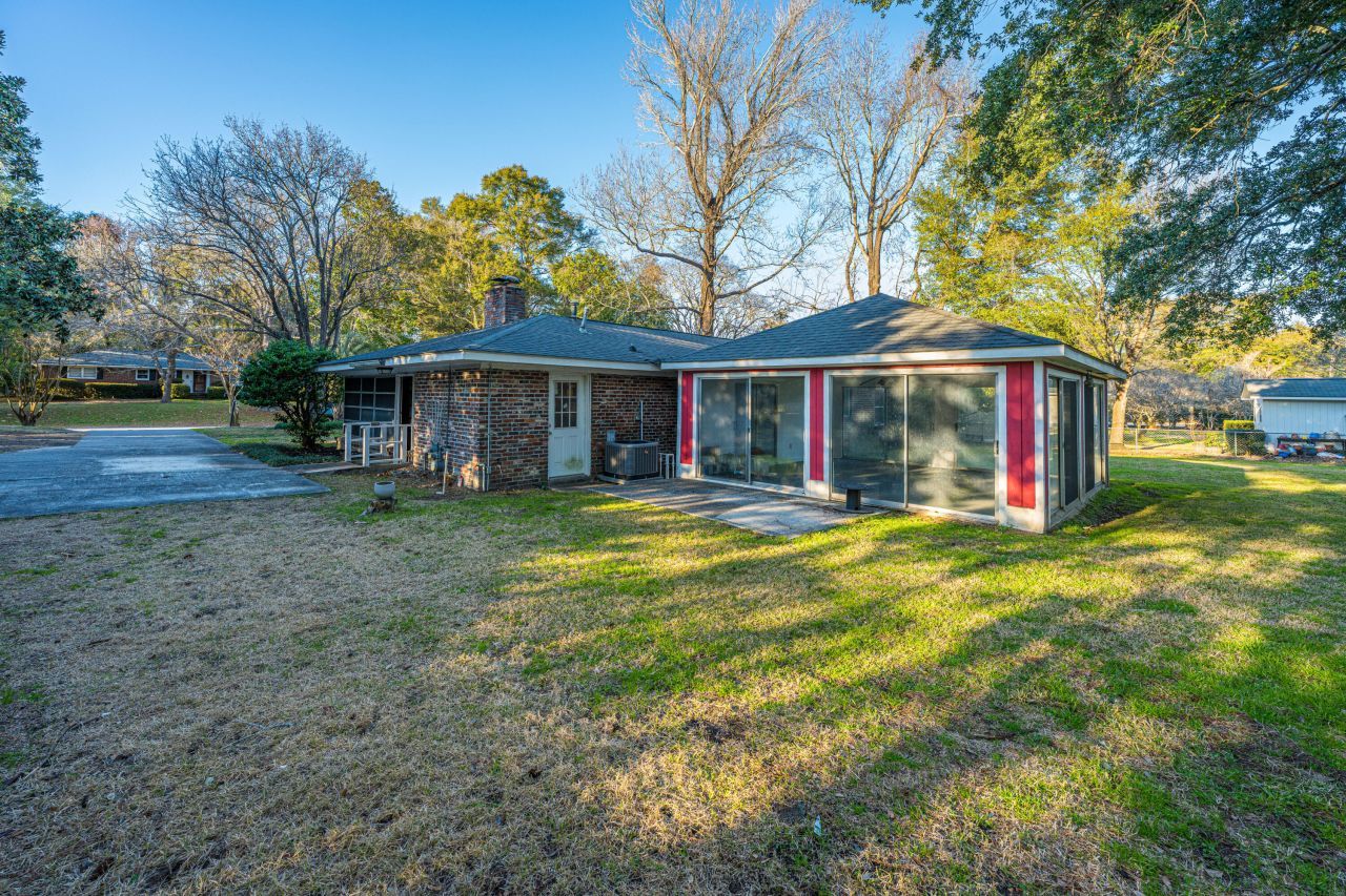 716 Waites Drive Photo 31