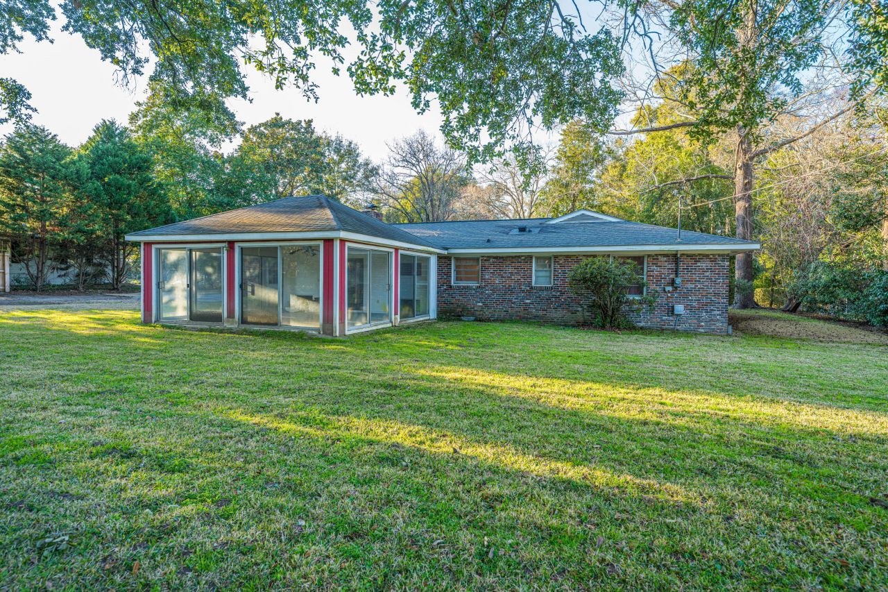 716 Waites Drive Photo 35