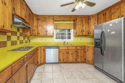 716 Waites Drive photo 4