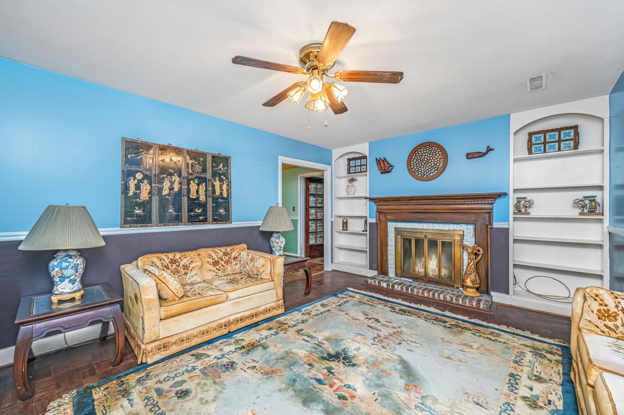 716 Waites Drive Photo 9