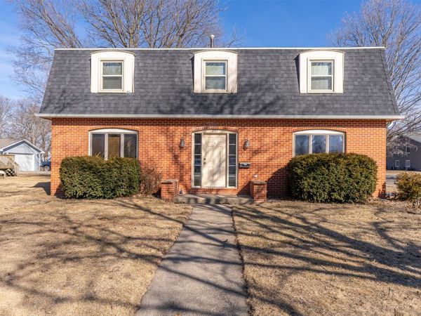 203 W Green Street, Winterset, IA 50273