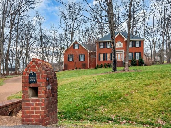 608 Cheshire Cir, Franklin, TN 37069