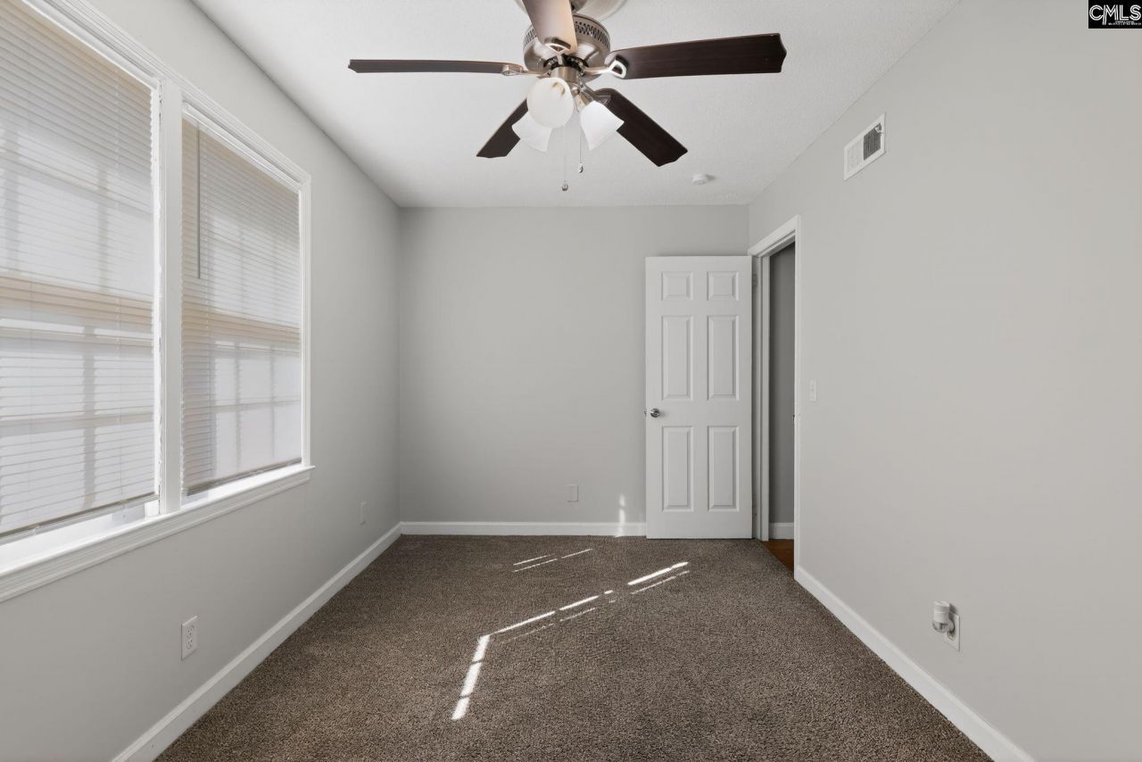 1637 Tall Pines Circle  Photo 11