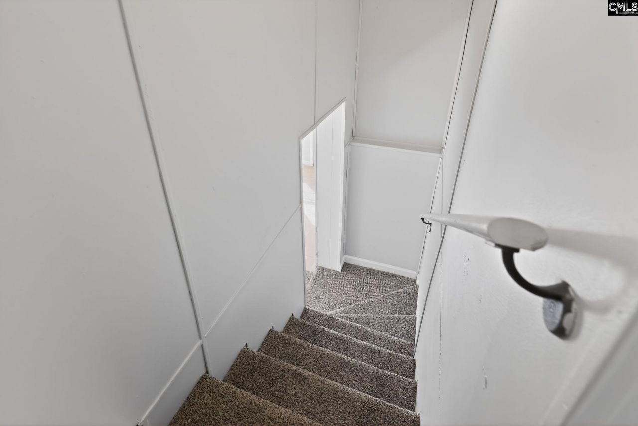 1637 Tall Pines Circle  Photo 32