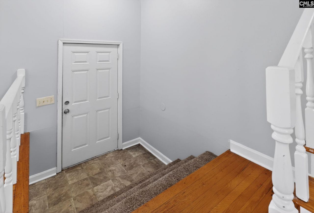 1637 Tall Pines Circle  Photo 6