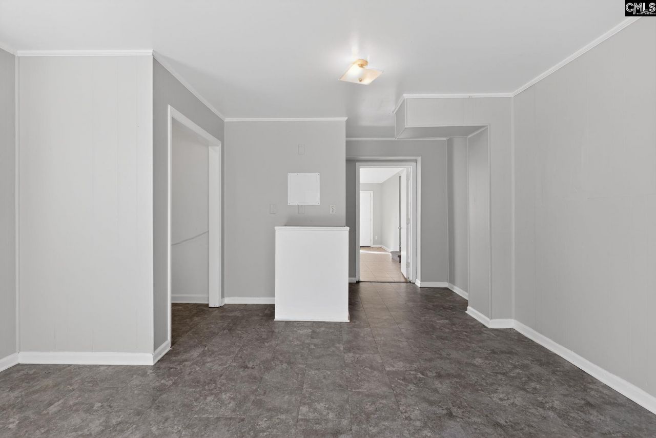 1637 Tall Pines Circle  Photo 8