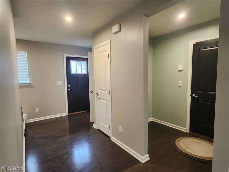 1977 S Ashwood Lane, Painesville Township, OH 44077 Photo 2